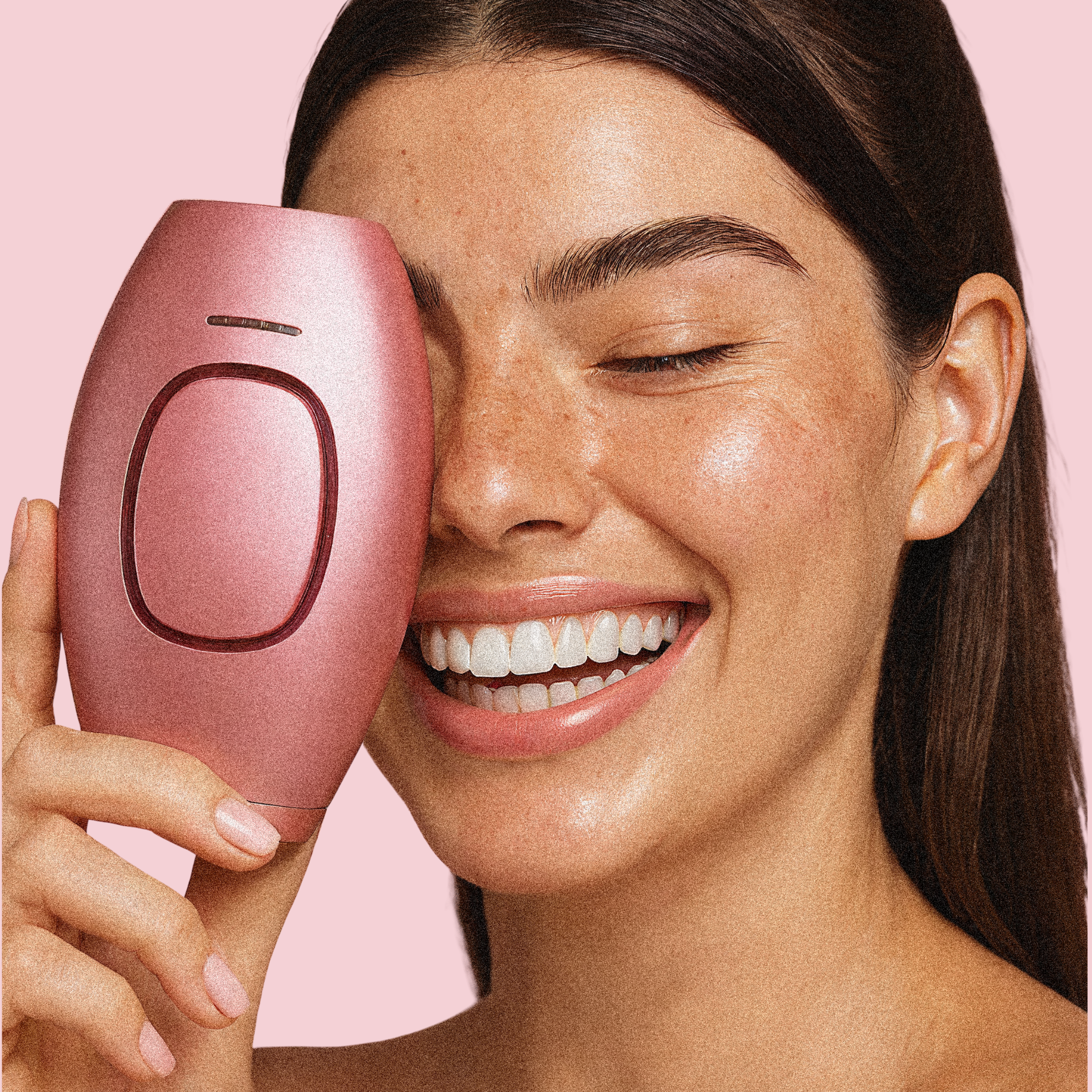 <em><strong>Smoother Skin. Fewer Sessions. Zero Razor Burn</strong></em>